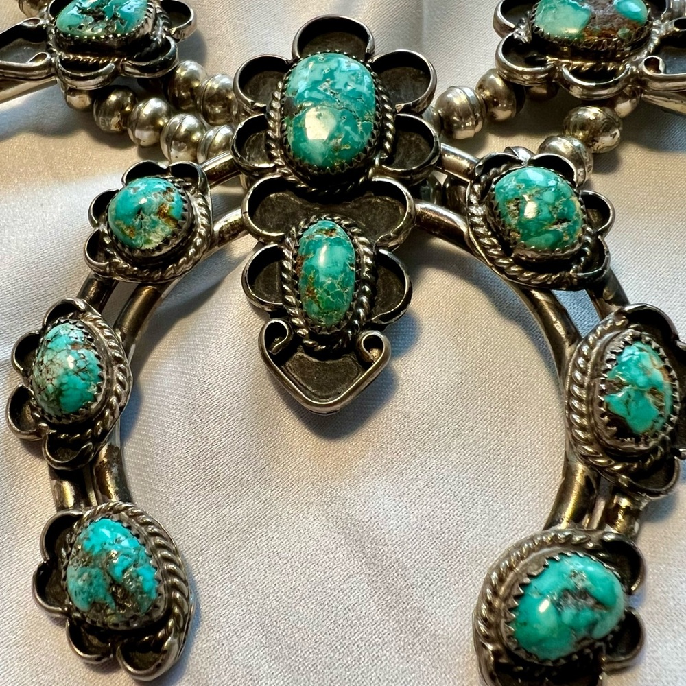 Beautiful Squash Blossom Turquoise Necklace SS 925 C11, 215 grams. - Picture 9 of 16